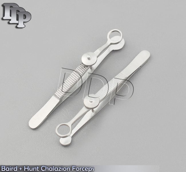2 O.R GRADE BAIRD + HUNT CHALAZION FORCEPS OPHTHALMIC SURGERY INSTRUMENT