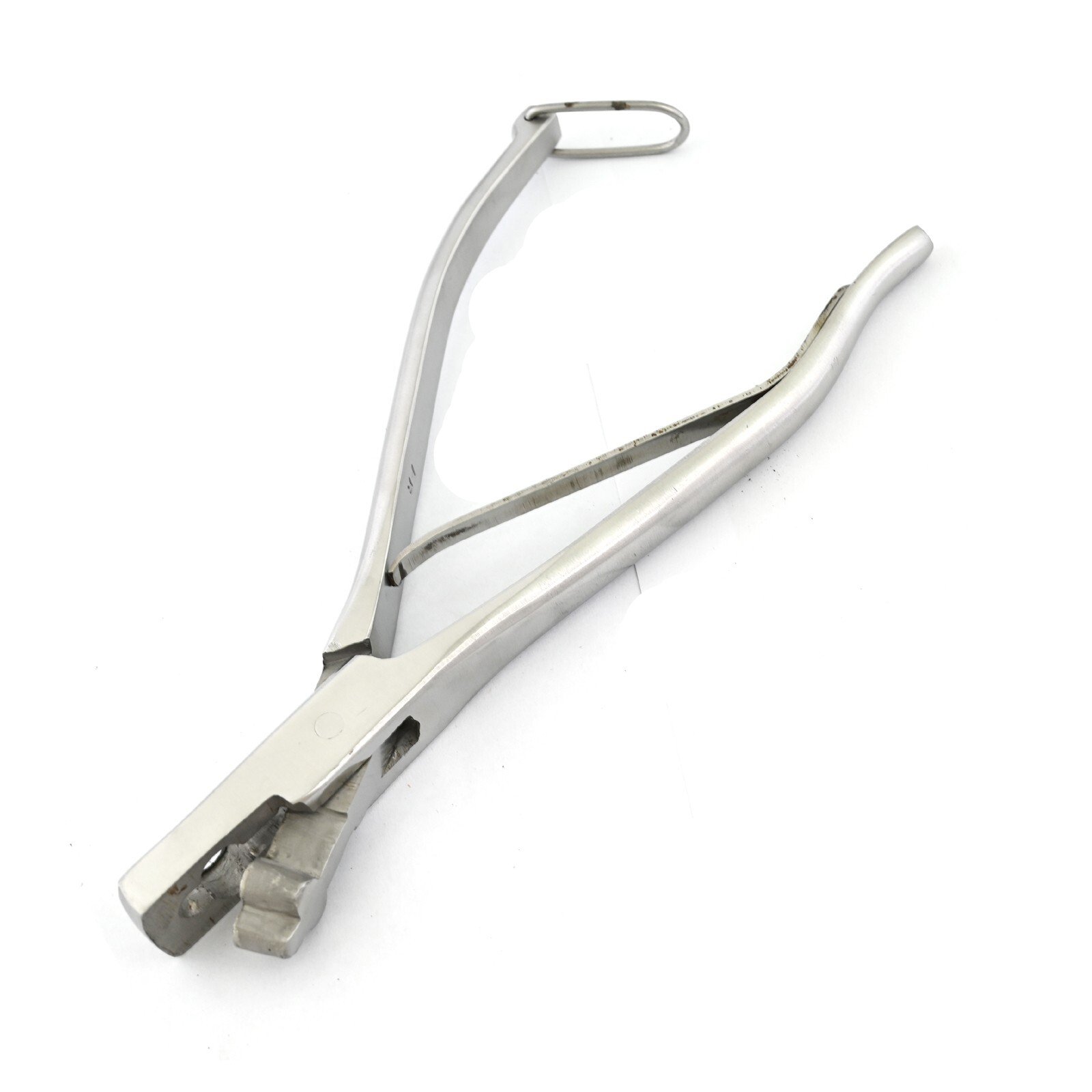 Ear Notcher with Flower-Shaped Notch 9″ Stainless Steel Surgical Inst VT-185