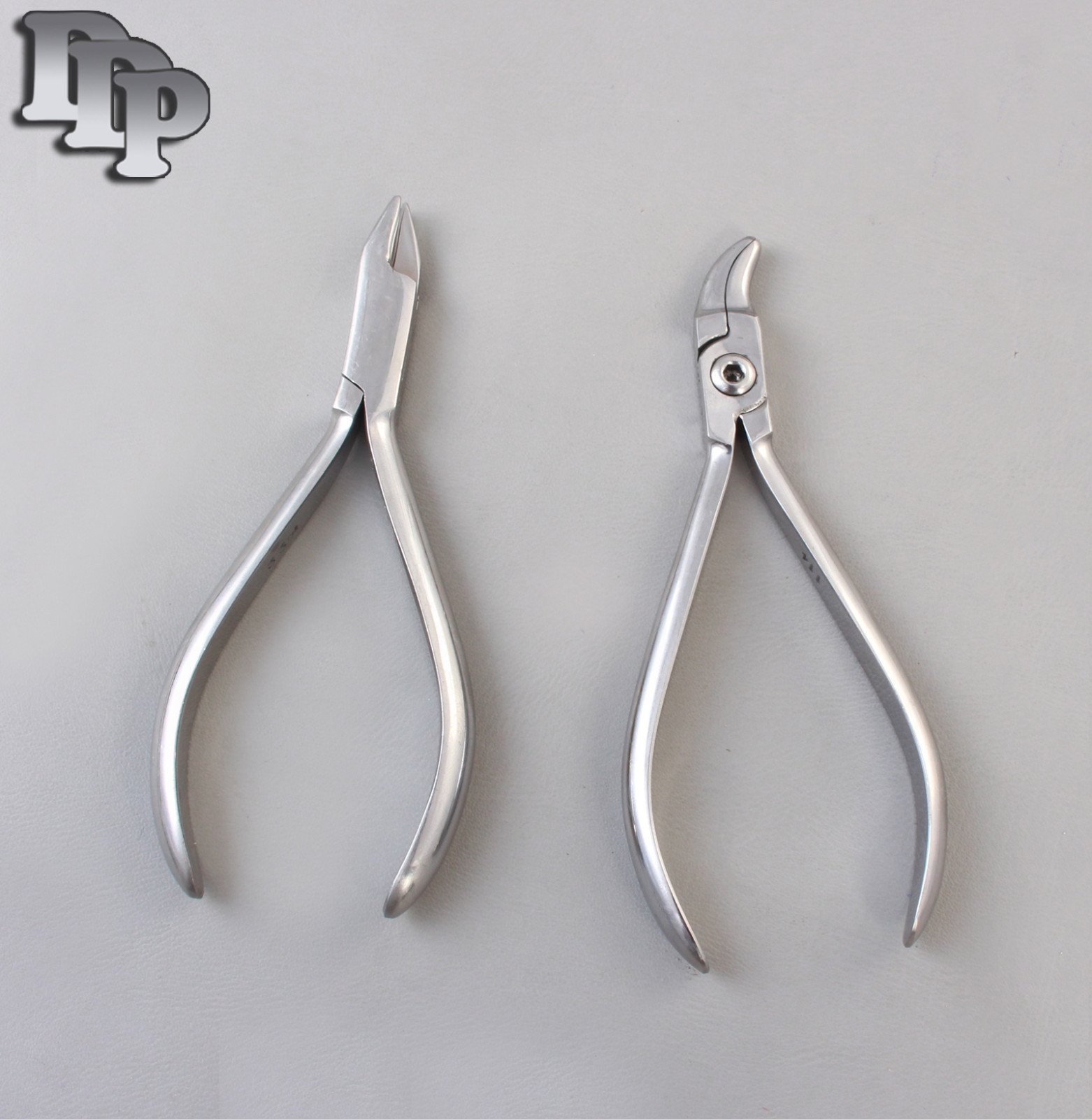 Set of 2 Reynolds Contouring Plier & Aderer 3 Jaw Plier Orthodontic Set