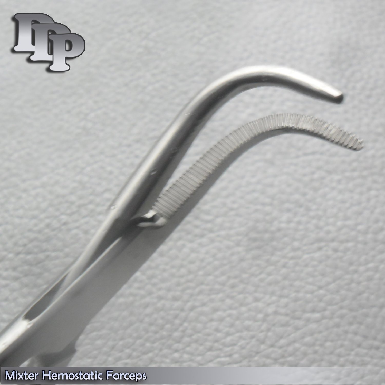 Mixter Dissecting and Ligature Forceps Curved 14 cm - 5 1/2'' - Image 3